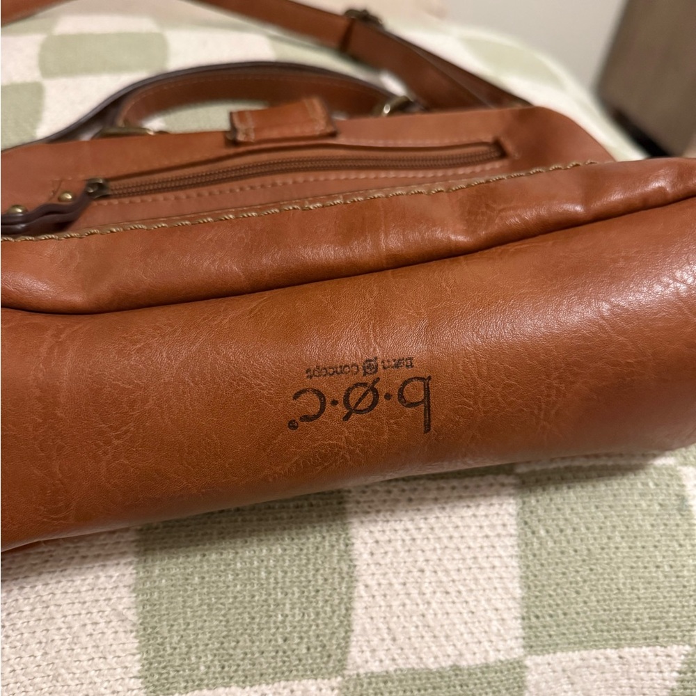 B.O.C. Born Concept Brown Leather Embossed Handbag Crossbody or Handbag - Picture 5 of 9